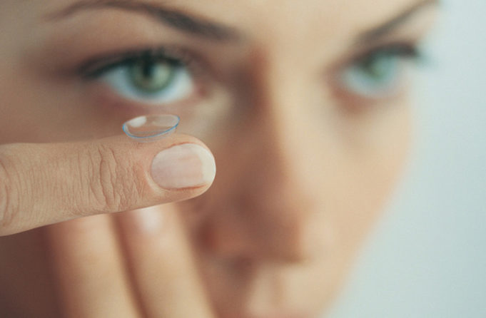 Как правильно выбрать контактные линзы?